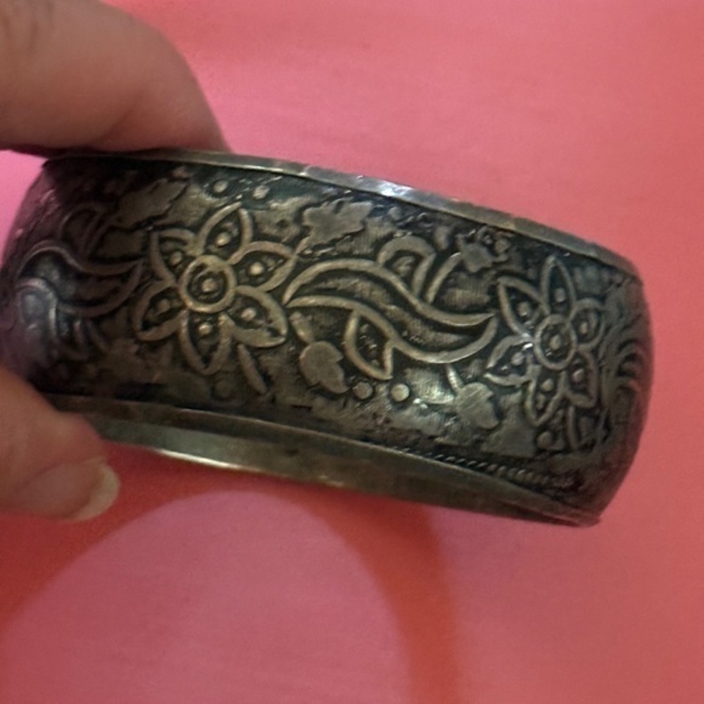 Floral Engraved Silver Bangle Bracelet